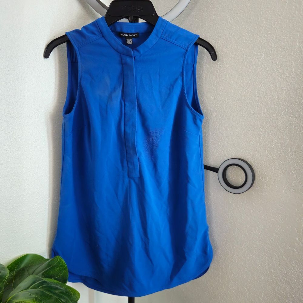 Hilary Radley Women Half Front Zip Sleeveless Blouse